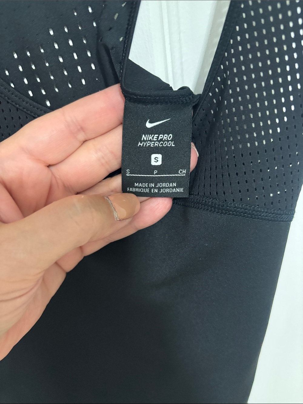 Nike Pro Hypercool Tank Size S Black Gym Running Sport Athletic Mesh - Picture 6 of 10